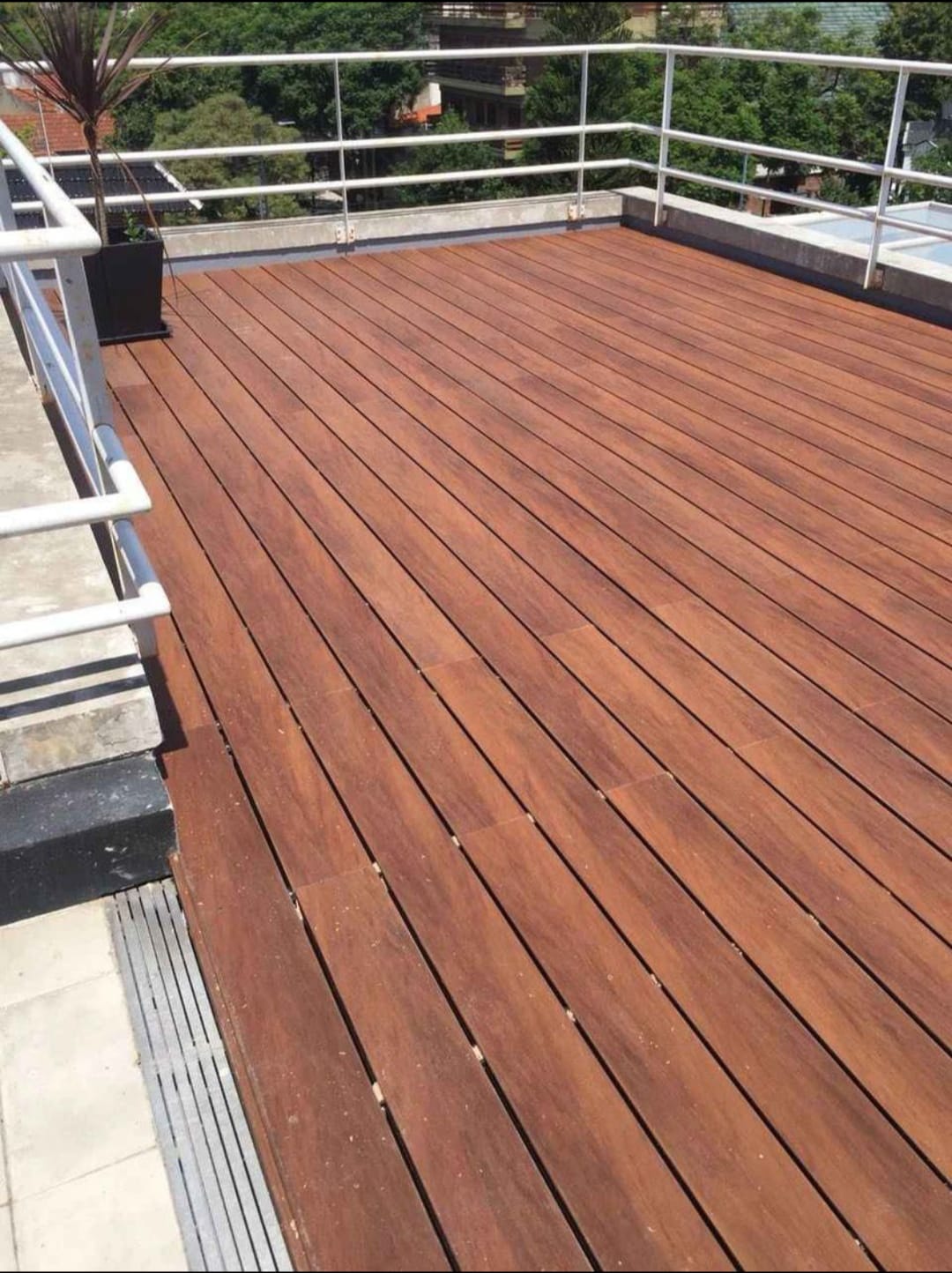 Decks — trabajo realizado por AlfaTech en Uruguay
